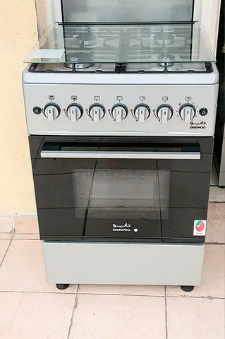 Daewoo brand gas cooker