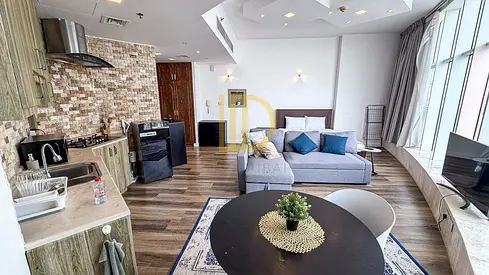 Vacant | high floor | Golf course view