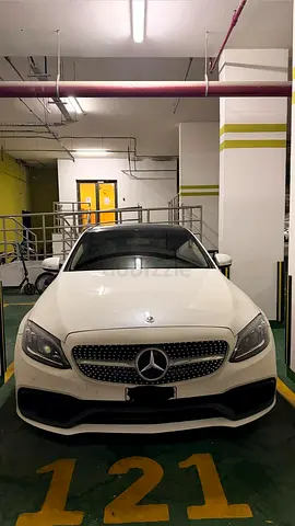 Mercedes-Benz C300 4MATIC AMG Kit | Full Option