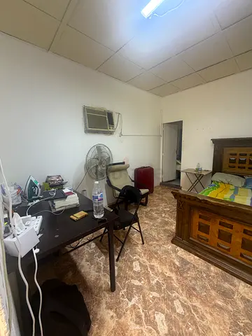 Near max metro one bhk . studio  family room awilable fully furnished villa outside separate entranc