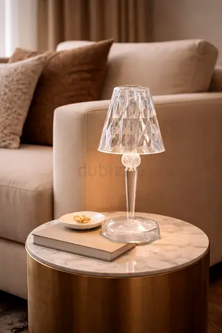 TABLE LAMP CHANGING COLOURS