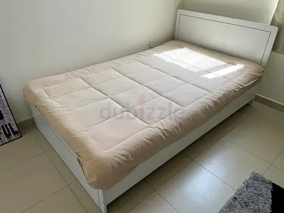 Twin bed with foam mattress 120 x 200 cm - very good condition