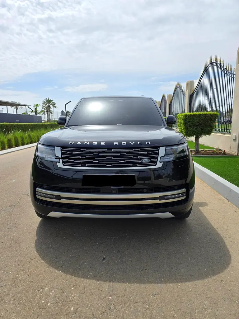 Land Rover Range Rover 2024 — photo 1 of 11