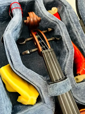 4/4 Violin with Hard Case