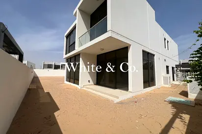 Huge Plot | Stunning Villa | 6Bed + Maids
