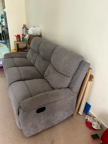 Comfortable Grey Reclining Sofa (no pets)