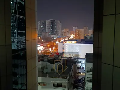 For sale in the Emirate of Ajman, a 1-bedroom, 2-bathroom apartment in Horizon Towers