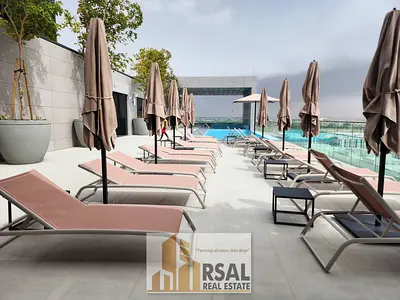 Brand New Luxurious 1 BR with Dishwasher, Fridge, Gym , Pool