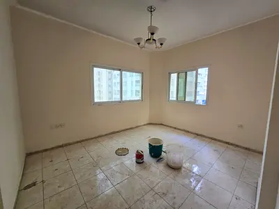 اطلالة مفتوحة| تشطيب مميز | عرض على الاسعار| موقع مميز |مساحة كبيرة وتصميم عملي، تقع في القاسمية_المحطة، قريبة من جميع الخدمات وبموقع سهل الوصول.
