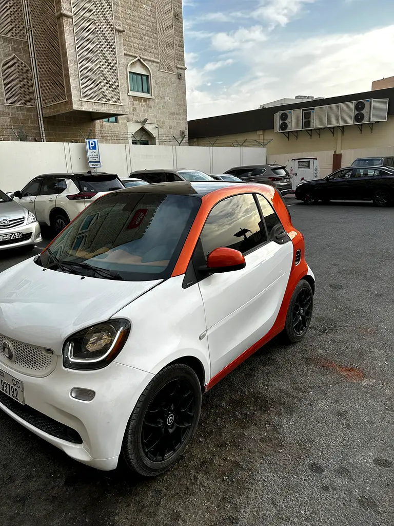 Smart Fortwo 2016 — photo 1 of 10