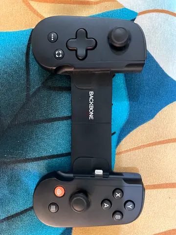 Backbone-style Mobile Game Controller (iPhone) - Good Condition