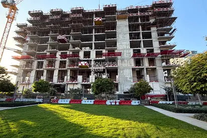 Exclusive Lux 1Br ReSale On Park Quiet location