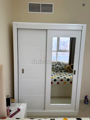Modern Sliding Door Wardrobe