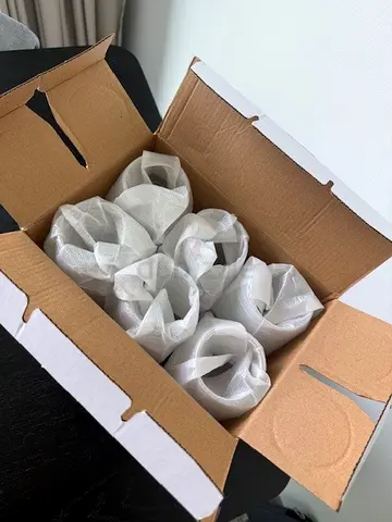 Set of 6 wine glass — new in box