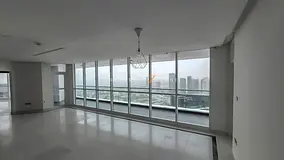 Skyline Views | Stunning 3 Beds | Vacant End June