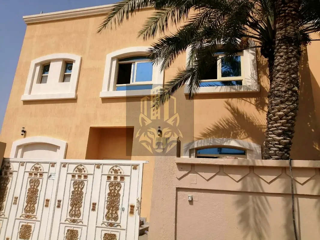 Luxury villa for rent in the most prestigious area of ​​Sharjah, Al Ghafia district