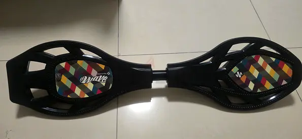 The Wave - Street Surfing Skates