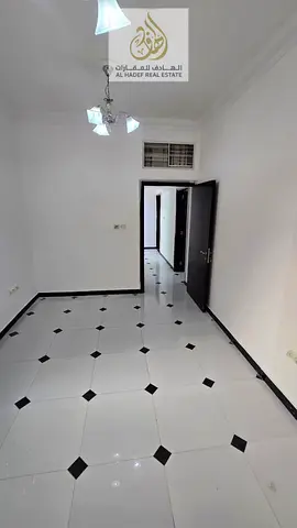 شقة مميزة للإيجار في الروضة 3 مكونة من غرفتين نوم وصالة واسعة بتصميم عملي يوفر الراحة والخصوصية، مناسبة جدًا للعائلات الباحثة عن سكن هادئ وموقع استرات