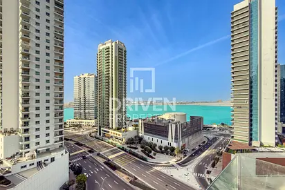Spacious Sea View Corner Unit | Partly Furnished