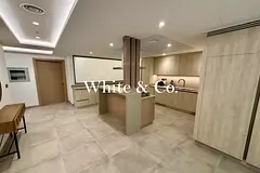 Modern | 1 Bed + Study | Spacious Unit