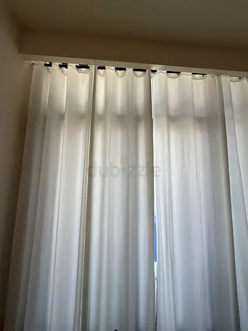 Black curtain rod and white pleated curtains (2pairs) - in good condition