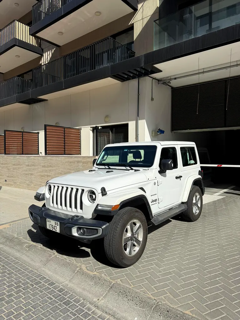 Jeep Wrangler 2020 — photo 1 of 11