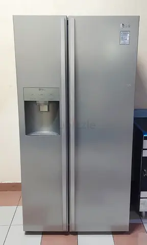 LG Brand Double Door Side By Side Fridge freezer with Water Dispenser Refrigerator Capacity 700 L