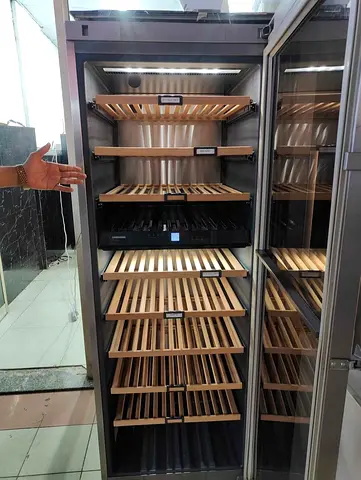 Liebherr latest model wine fridge 155 bottle dual temperature