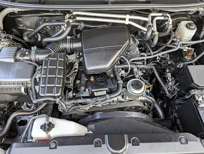صورة 13 لـ 2023 Toyota PRADO