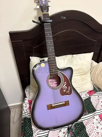 Guitar acoustic fender