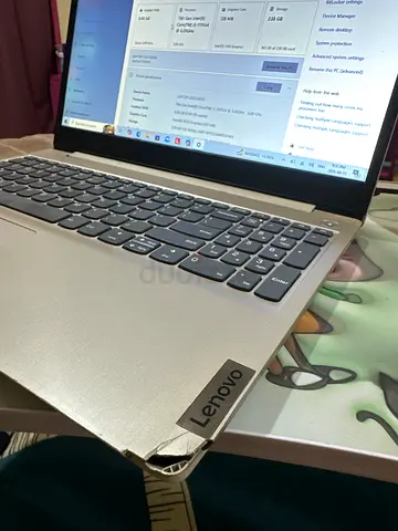 Used Lenovo Touch Screen Laptop - Intel Core i3, 8GB RAM, 256GB SSD (Average Working Condition)