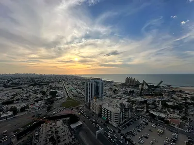 غرفتين عجمان ون اطلالة بحر بانورامية مميزة
