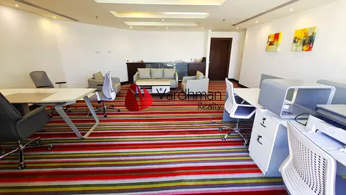 SIGNATURE OFFICE SPACE | PREMIUM OFFICE | CRYSTAL TOWER