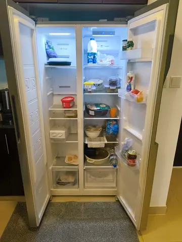 Side-by-side refrigerator in good working condition - 2 doors