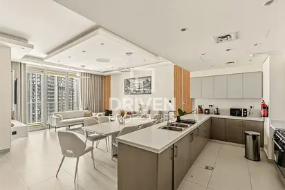 Fully Furnished | Mid Floor | Appliance Included