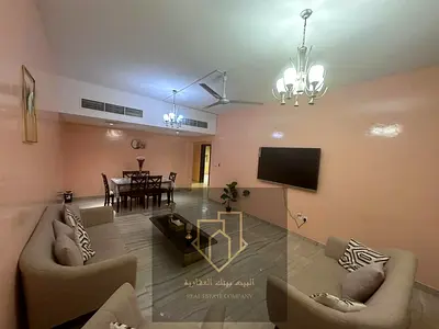 Two rooms and a hall with 3 bathrooms, the largest area, for sale in cash