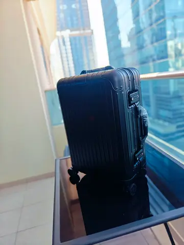 Suitcase aluminum