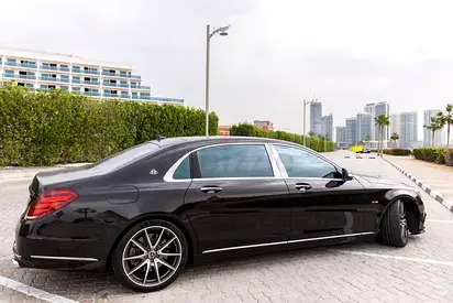 Mercedes-Maybach S600 | V12 | GCC | Luxury Spec | Well-Maintained