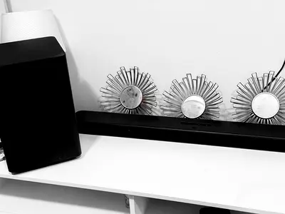 Soundbar with wireless subwoofer - good condition