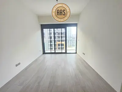 Chiller free very nice studio available just 50k in 6 cheqs 380 sqrft