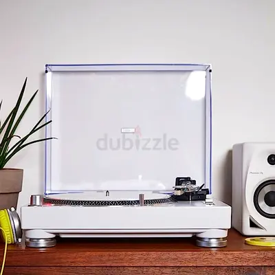 Pioneer PLX-500-W, White. vinyl player