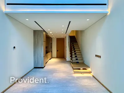 Luxury Living | Penthouse | Ready to Move