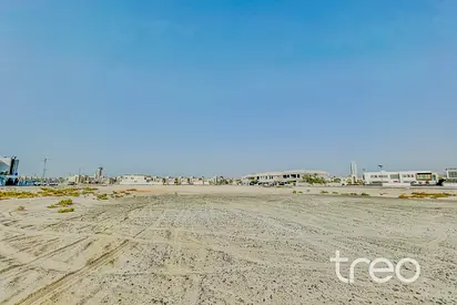 Large Corner Plot | Premuim Location | G+1