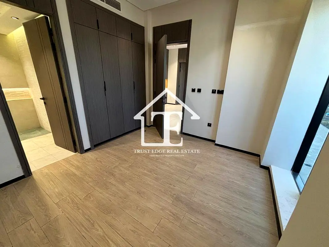 Brand New | For Sale | Vacant 3 BR | Spacious