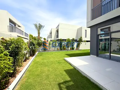Facing Green Space | 3 Parkings | Landscaped ready