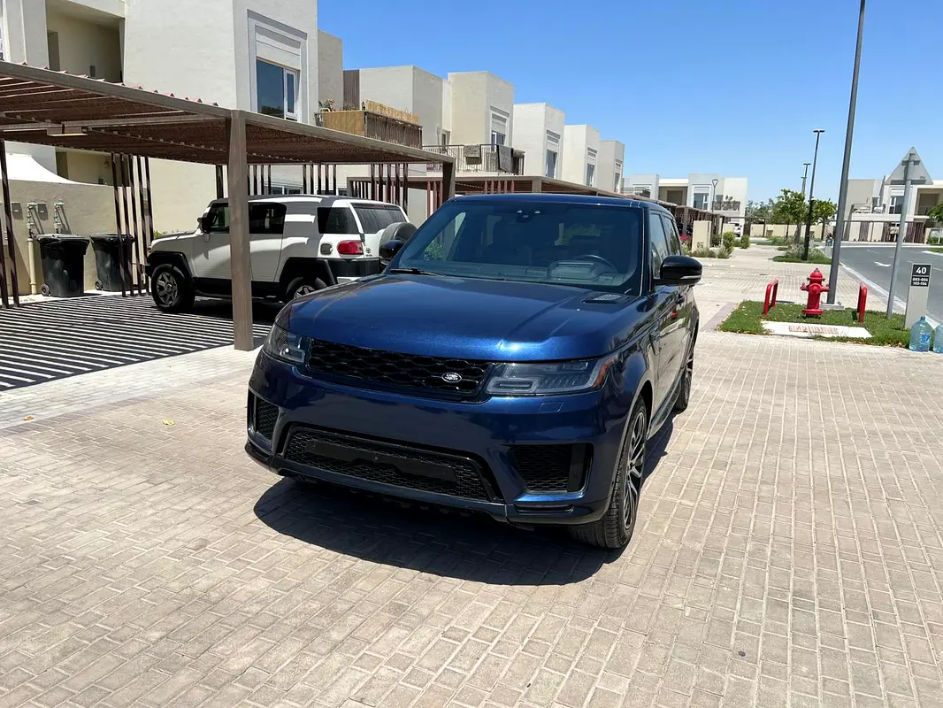 Land Rover Range Rover Sport 2019 — photo 1 of 12