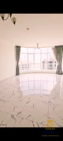 من المالك مباشرة – شقة فاخرة في أوزيس تاور 1 عجمان، 2 ماستر + خادمة، طابق 7، 1886 قدم، إطلالات على الخور والشارع،