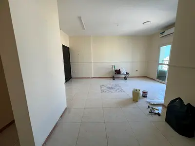 One-bedroom apartment for rent in Al Qulai’a, prime location, family-friendly, close to all services, with a quiet environment, good space, and a prac