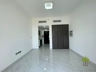 ✨ Modern Urban Living | Sun-Drenched Studio in Time 1 | Rooftop Pool