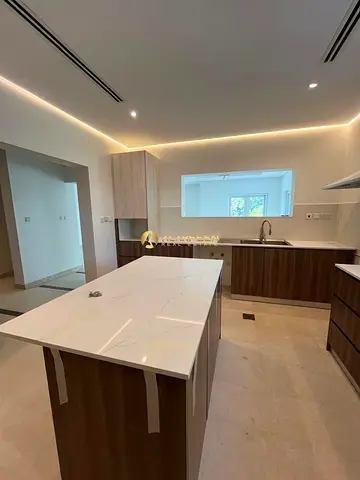 Brand New| Spacious| Move In Ready